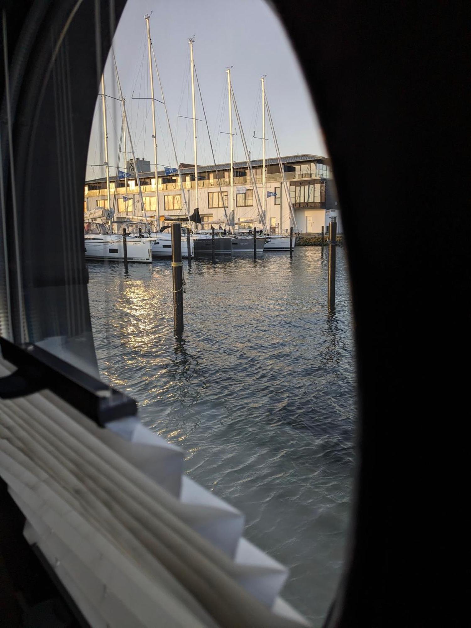 Holiday home Hausboot - Kleine Auszeit Heiligenhafen